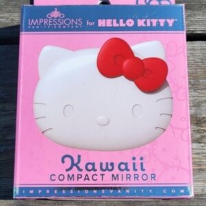 Hello Kitty Ultra Bright LED Magnifying Compact Mirror